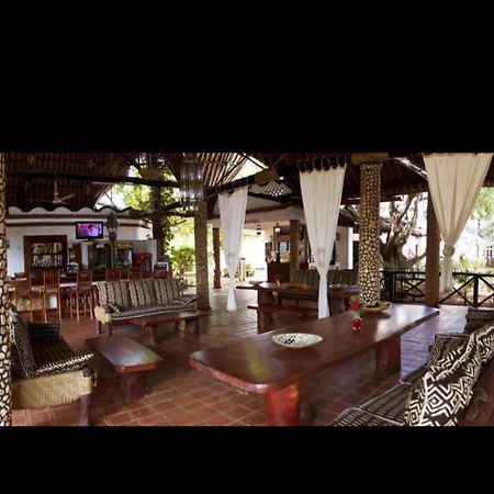 Mangro Hotel Diani Beach Eksteriør bilde
