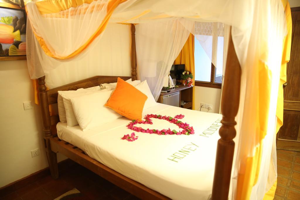 Mangro Hotel Diani Beach Eksteriør bilde